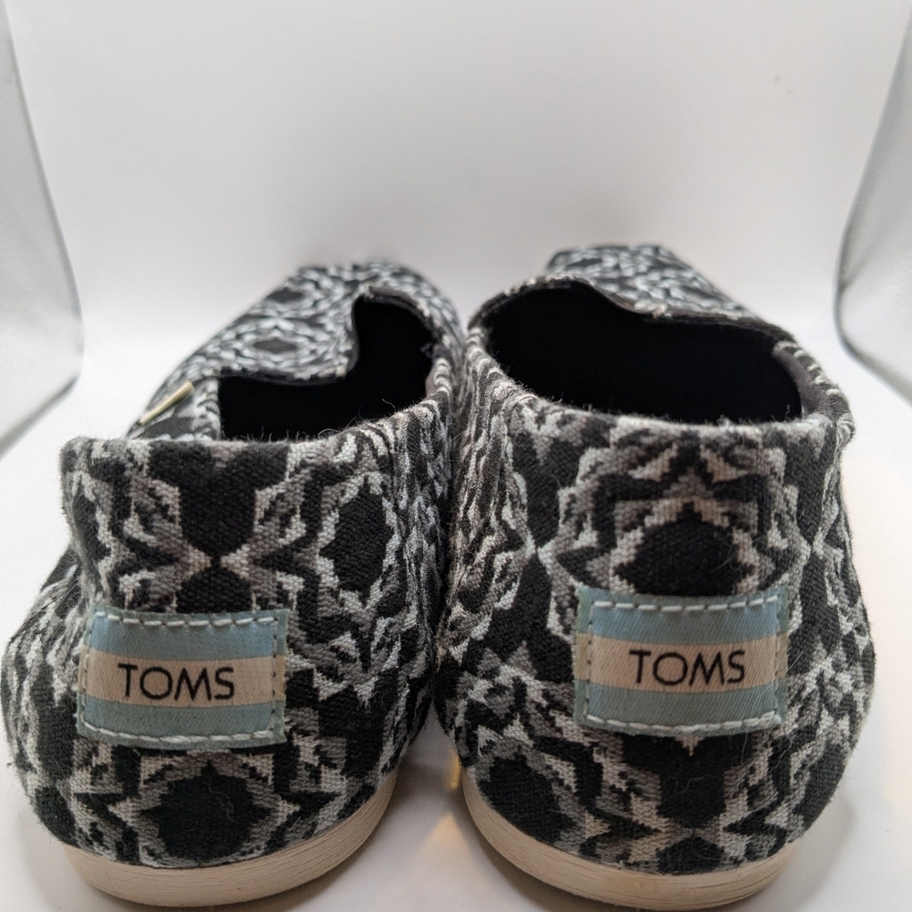 TOMS Women's Black and White Patterned Canvas Slip On Loafers - Picture 6 of 7